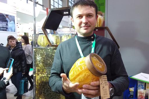 Российский пасечник изобрел способ изготовления «элитного» меда