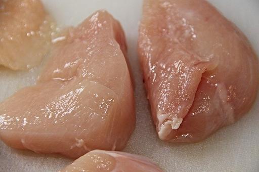 Россия возобновляет поставки мяса птицы в ОАЭ