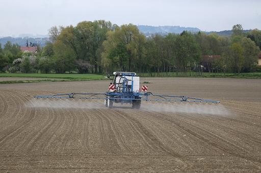 Россельхознадзор разъяснил новый порядок контроля в сфере обращения пестицидов и агрохимикатов