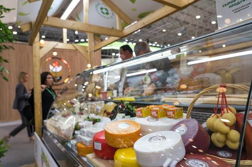 Минсельхоз допустил рост цен на молочную продукцию в России