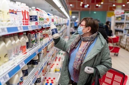 В Подмосковье запустили автоматическую проверку срока годности молочных продуктов