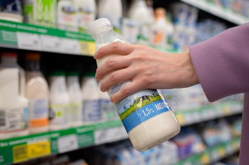 Аналитики сообщают о повсеместном сокращении спроса на молочную продукцию