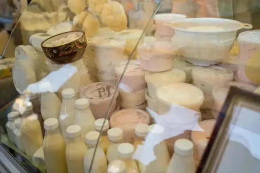 В детские лагеря в Воронежской области поставляли молочную продукцию с антибиотиками
