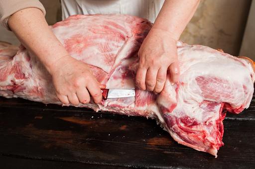 Wholesale pork prices keep declining