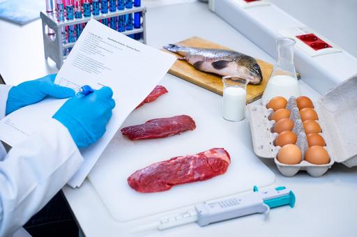 Опасную бактерию нашли в пробах мяса краснодарские специалисты