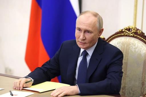 Владимир Путин присвоил четверым россиянам звание «Заслуженный ветеринарный врач РФ»