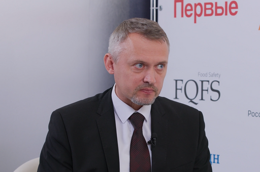 Микропластик уже часть пищевой цепи: ученые находят его в яйцах и мясе кур